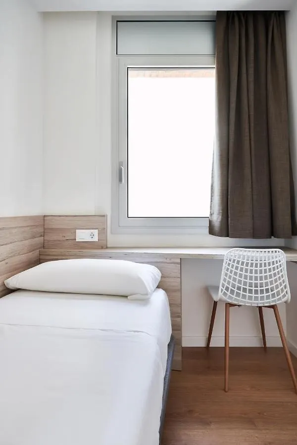 Aparthotel Augusta Barcelona 3*,  Spanien