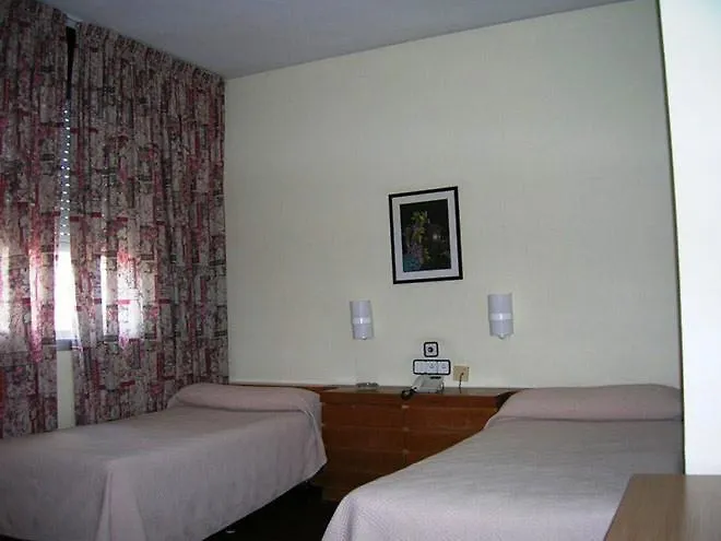 Aparthotel Augusta Barselona İspanya