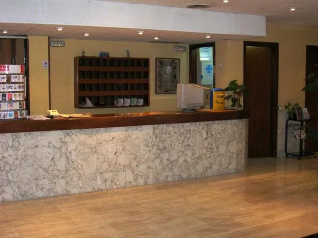 Aparthotel Augusta Barcelona 3*,