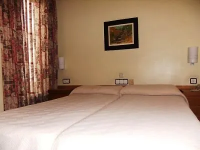 Aparthotel Augusta Barselona 3*,